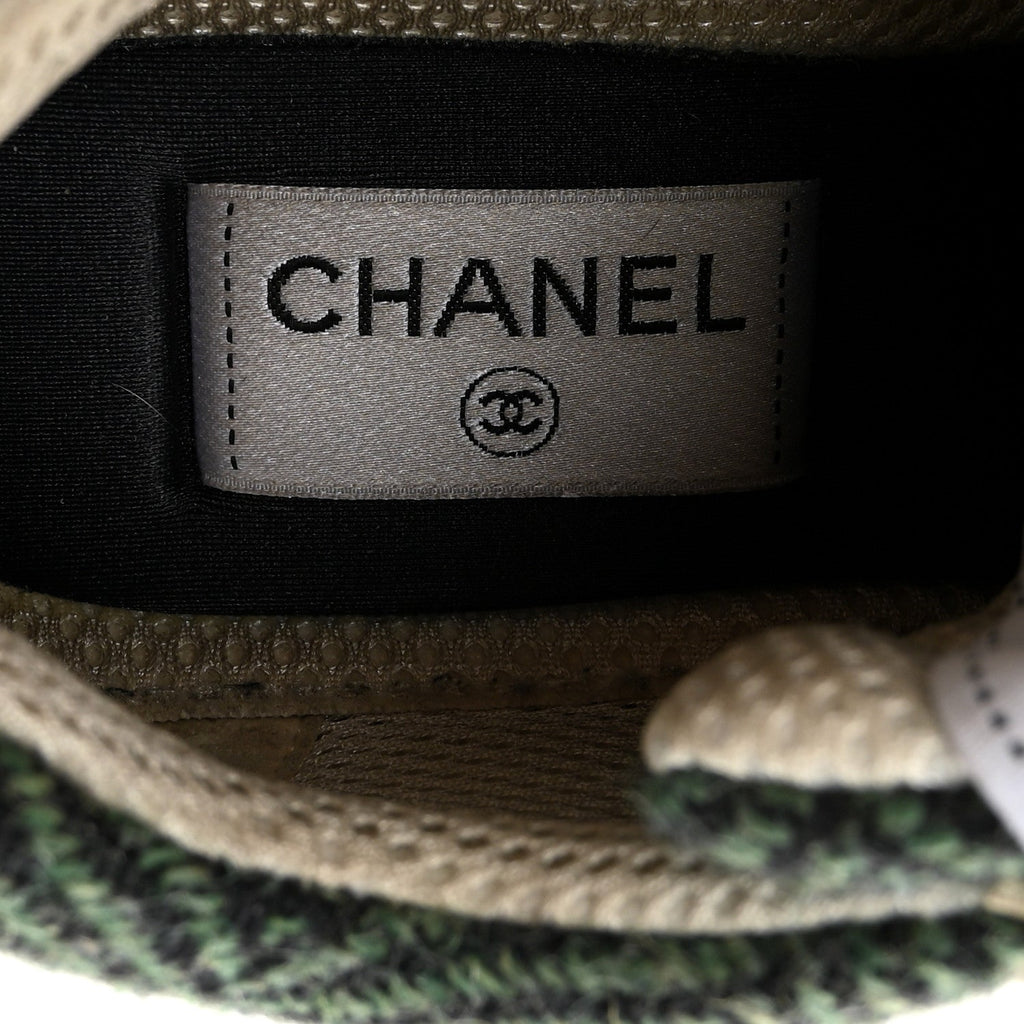 Chanel Tweed Suede CC Sneakers 38.5 Navy Red Multicolor