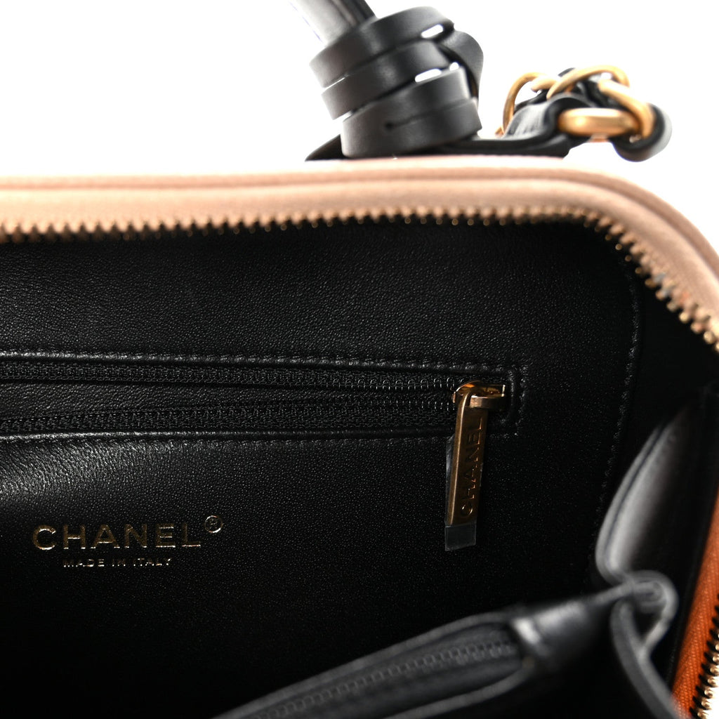 Chanel Caviar Quilted Medium CC Filigree Vanity Case Beige Black