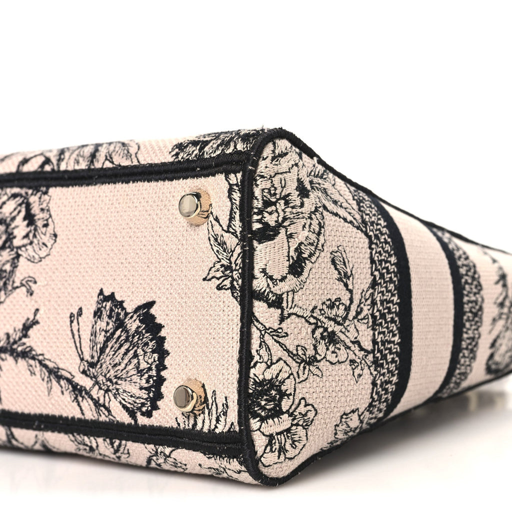 Christian Dior Canvas Embroidered Jardin Botanique Medium Lady D-Lite Light Pink Black