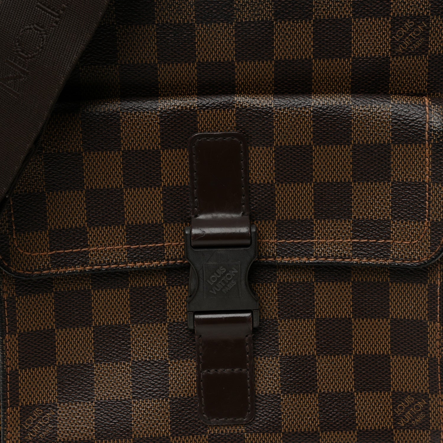 Louis Vuitton Damier Ebene Pochette Melville