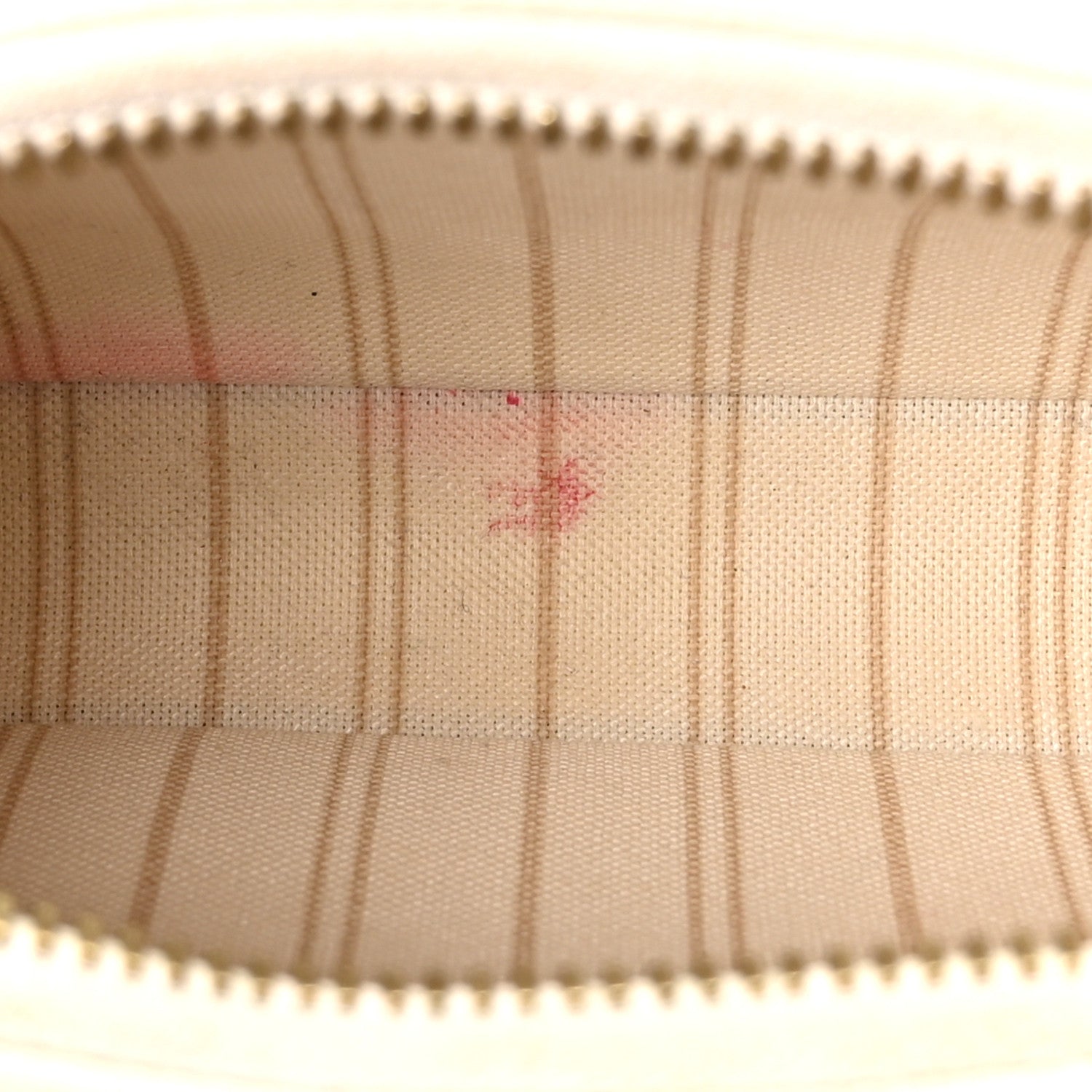 Louis Vuitton Empreinte Easy Pouch On Strap Cream