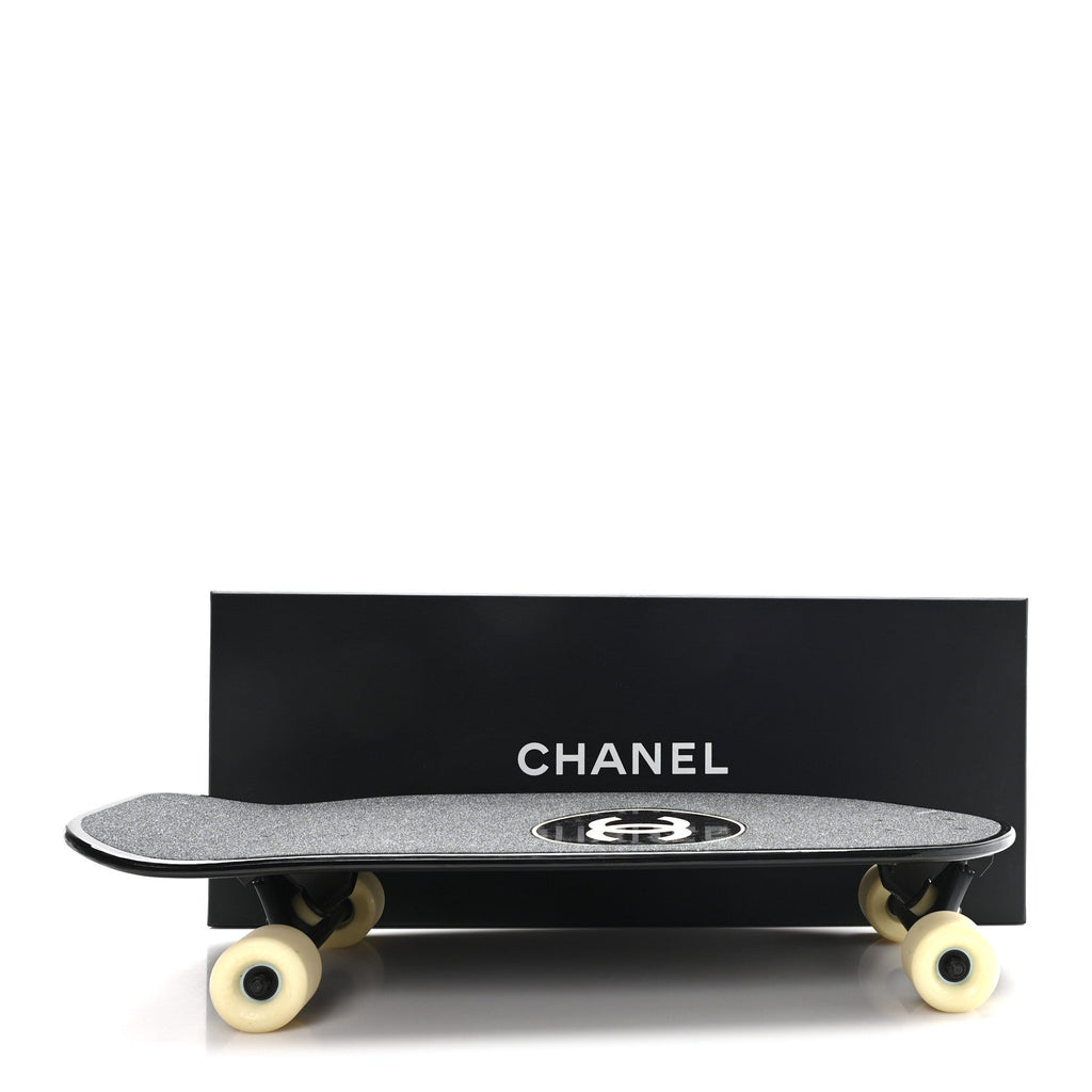 Lacquered Wood Logo Cruiser Skateboard Black Beige
