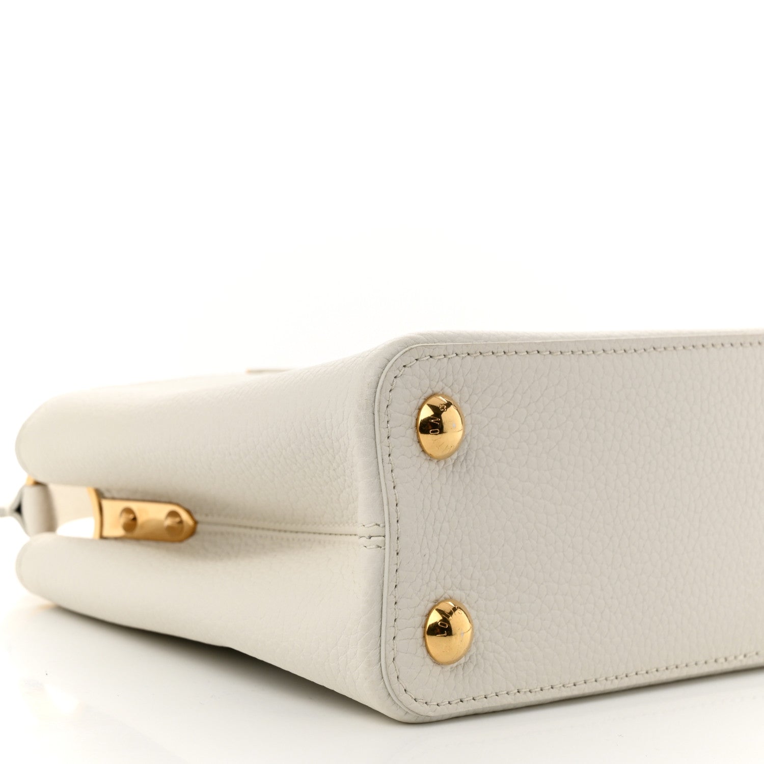 Louis Vuitton Taurillon Capucines BB Blanc Casse