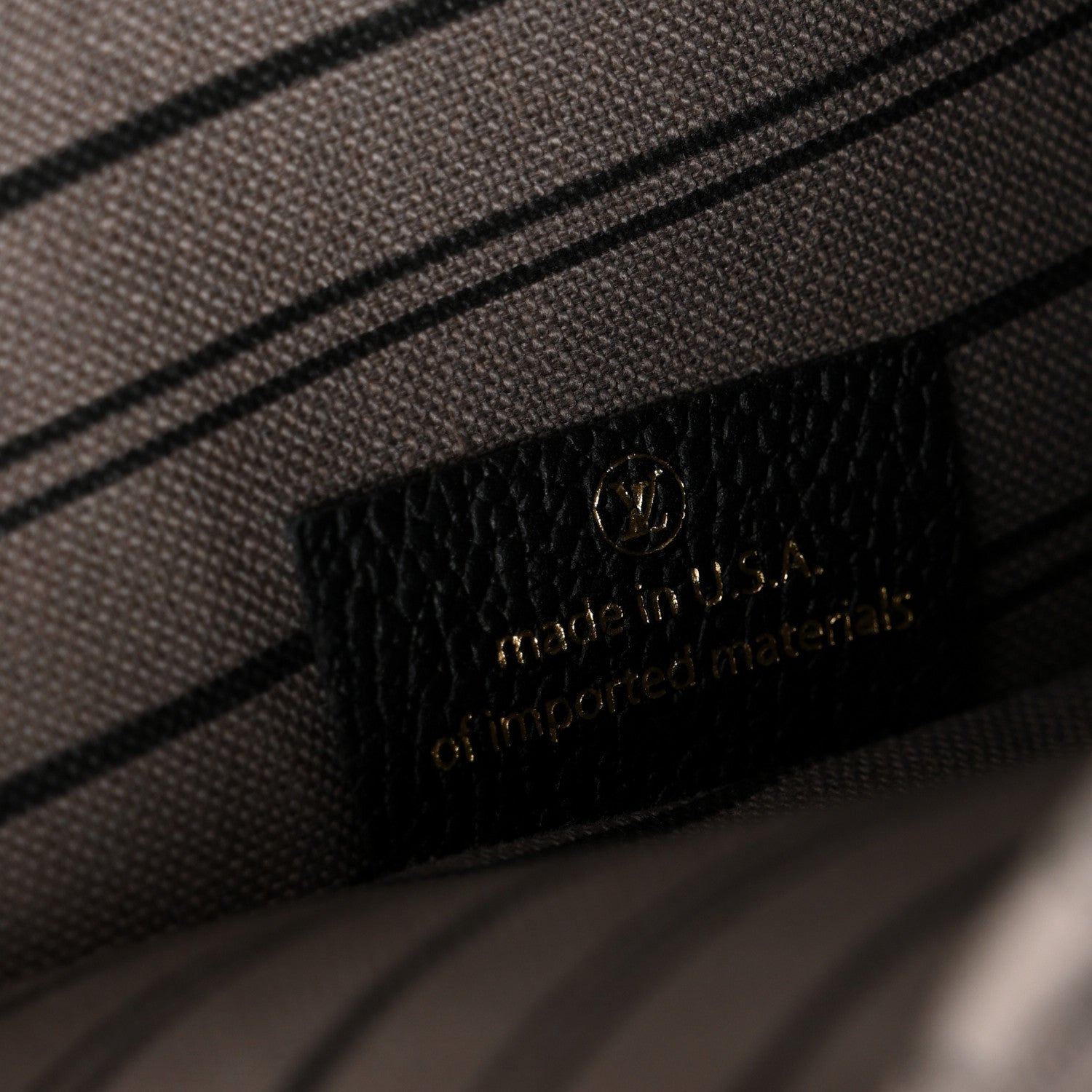 Louis Vuitton Empreinte Pochette Metis Black