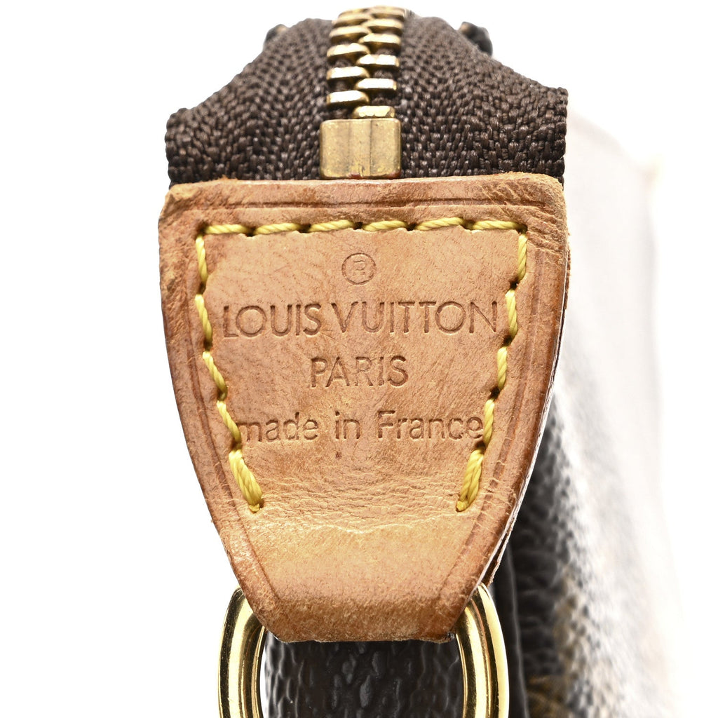 Louis Vuitton Monogram Pochette Accessories