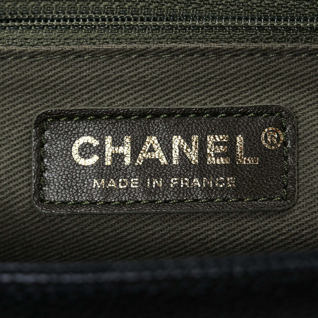 Chanel Caviar Quilted New Medium Boy Flap Black