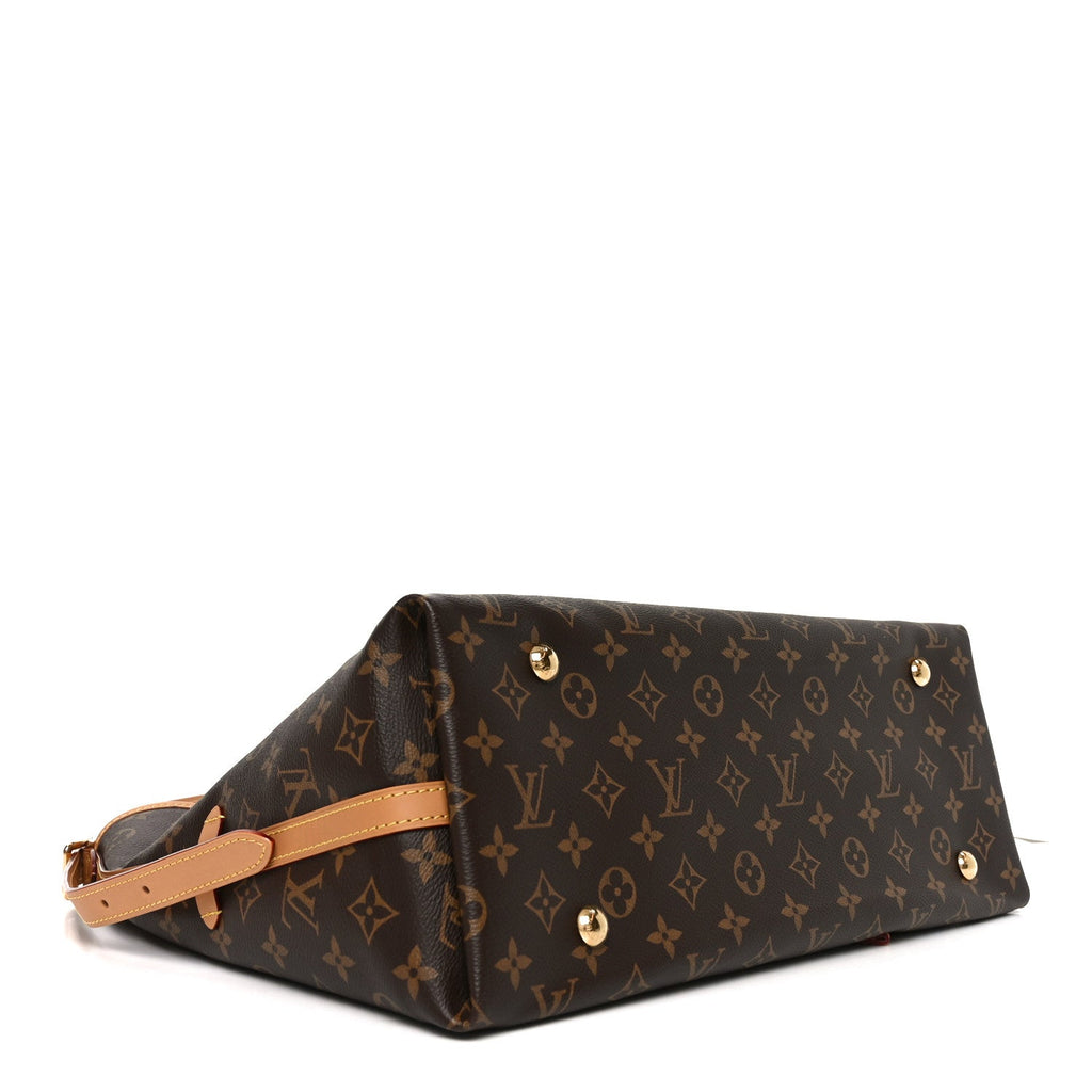 Louis Vuitton Monogram Carryall MM