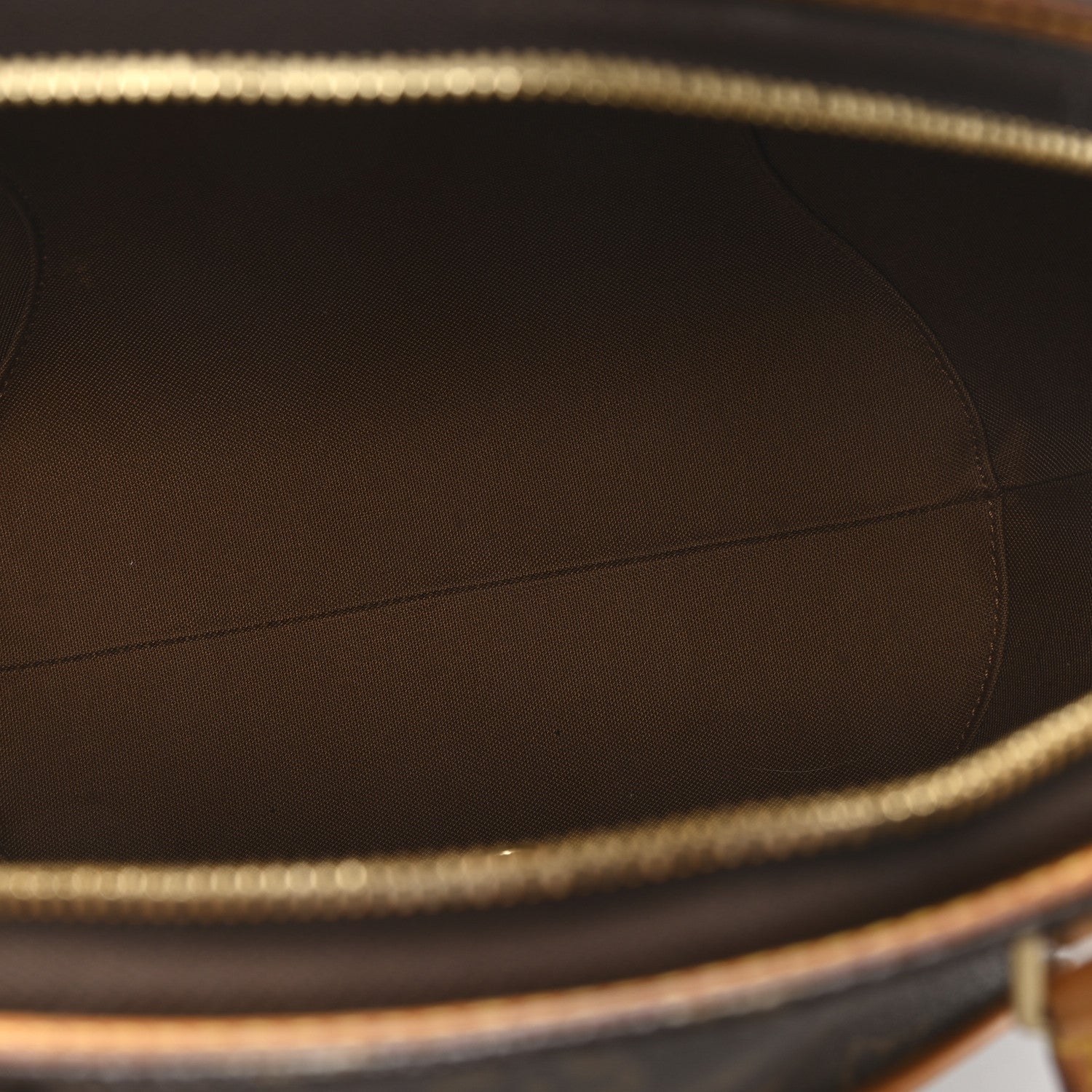 Louis Vuitton Monogram Ellipse MM