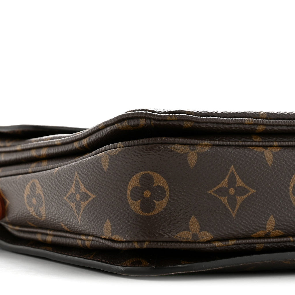 Louis Vuitton Monogram Pochette Metis