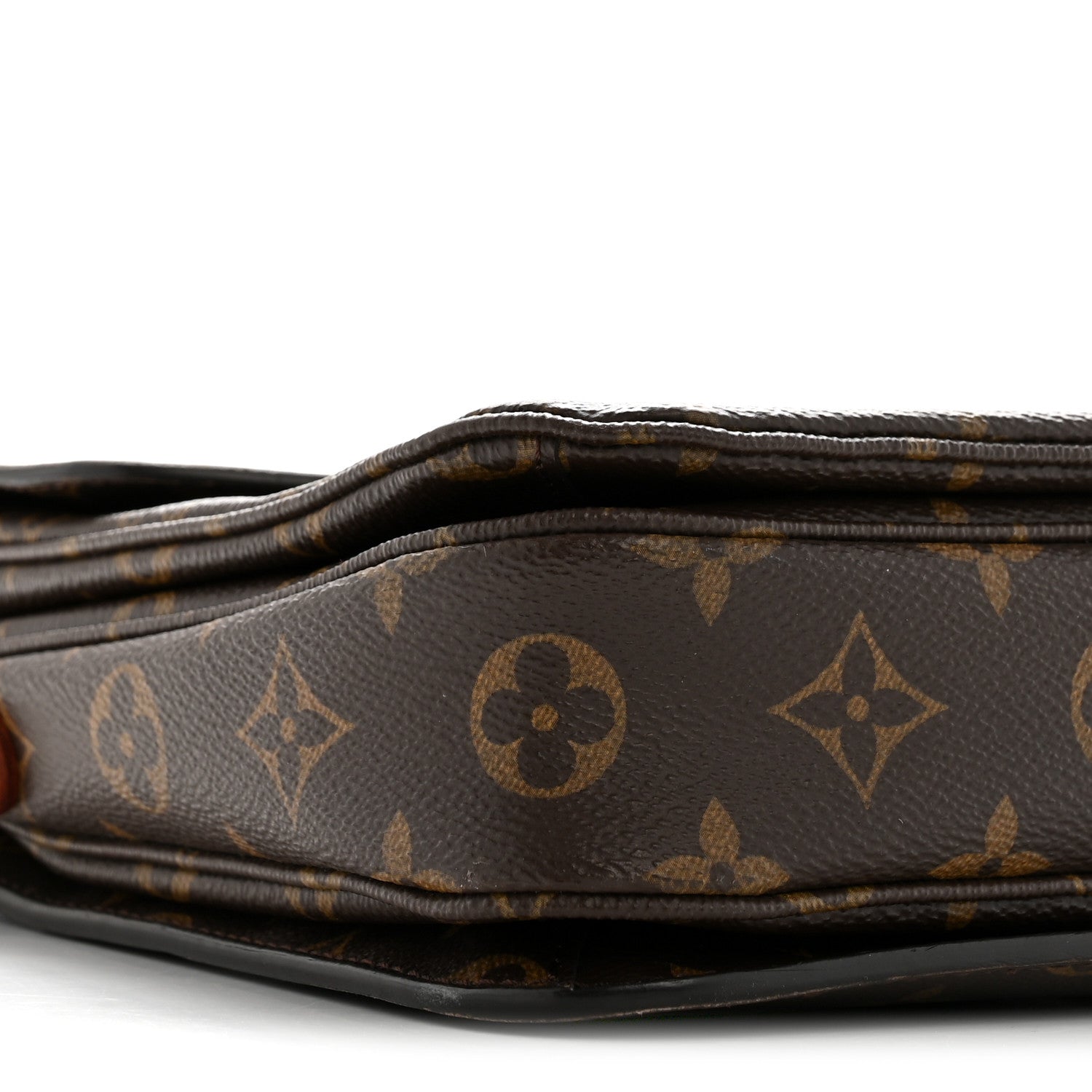 Louis Vuitton Monogram Pochette Metis