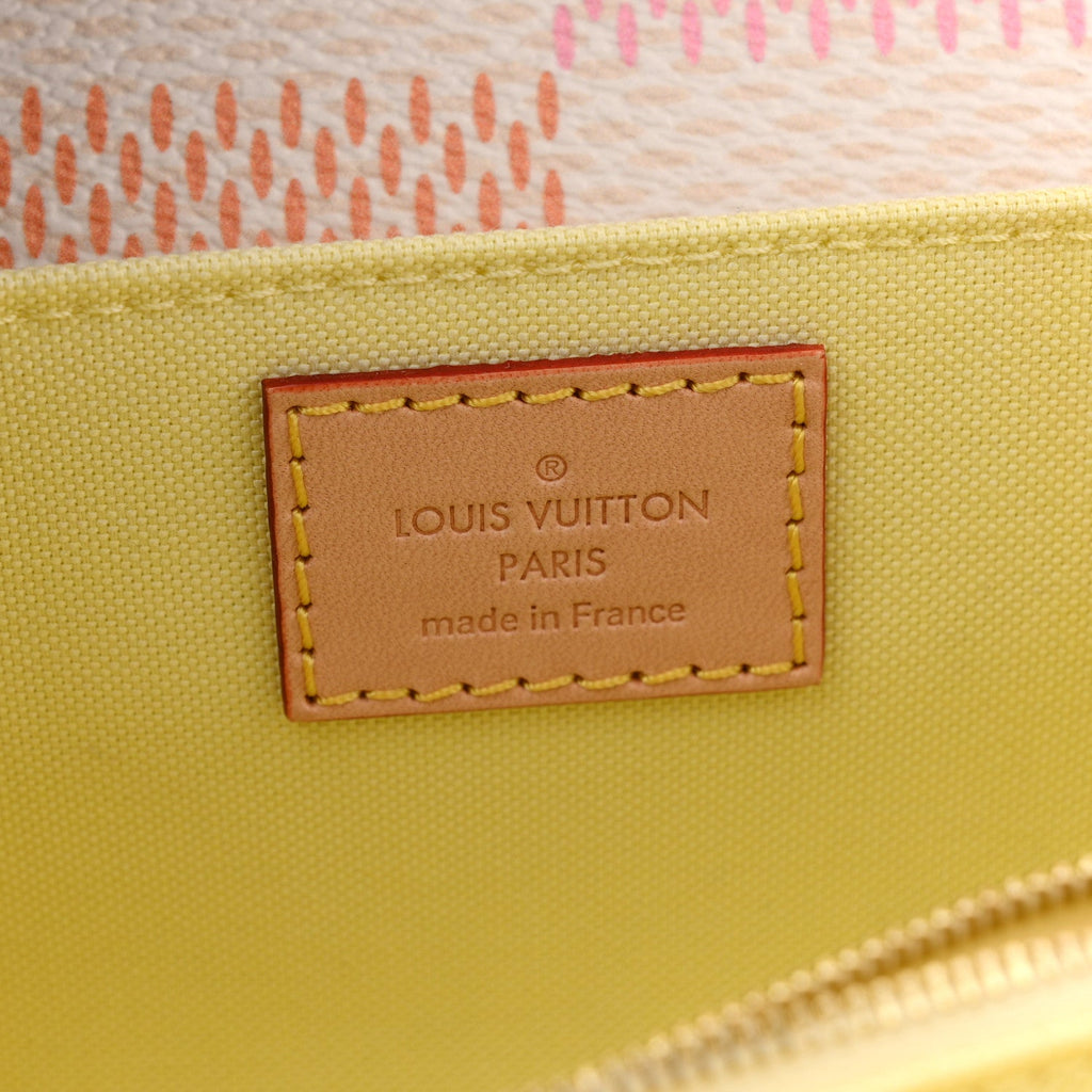 Louis Vuitton Damier Giant Pochette Metis East West Peach