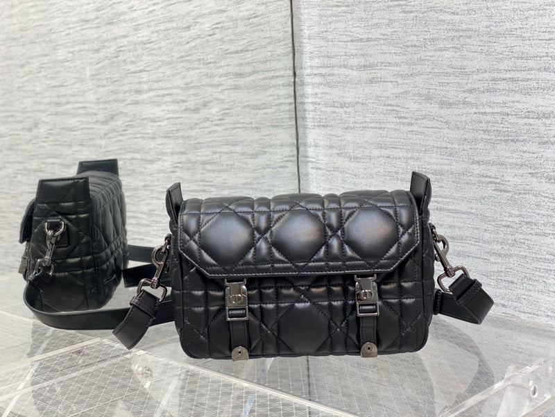 Dior Bags - 4571