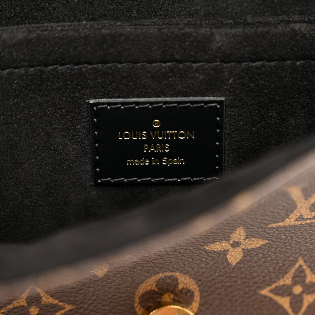 Louis Vuitton Epi Monogram Saint Michel Black