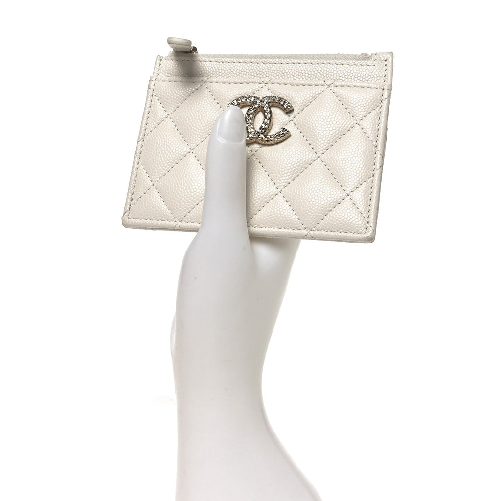 Caviar Quilted CC Zip Card Holder White