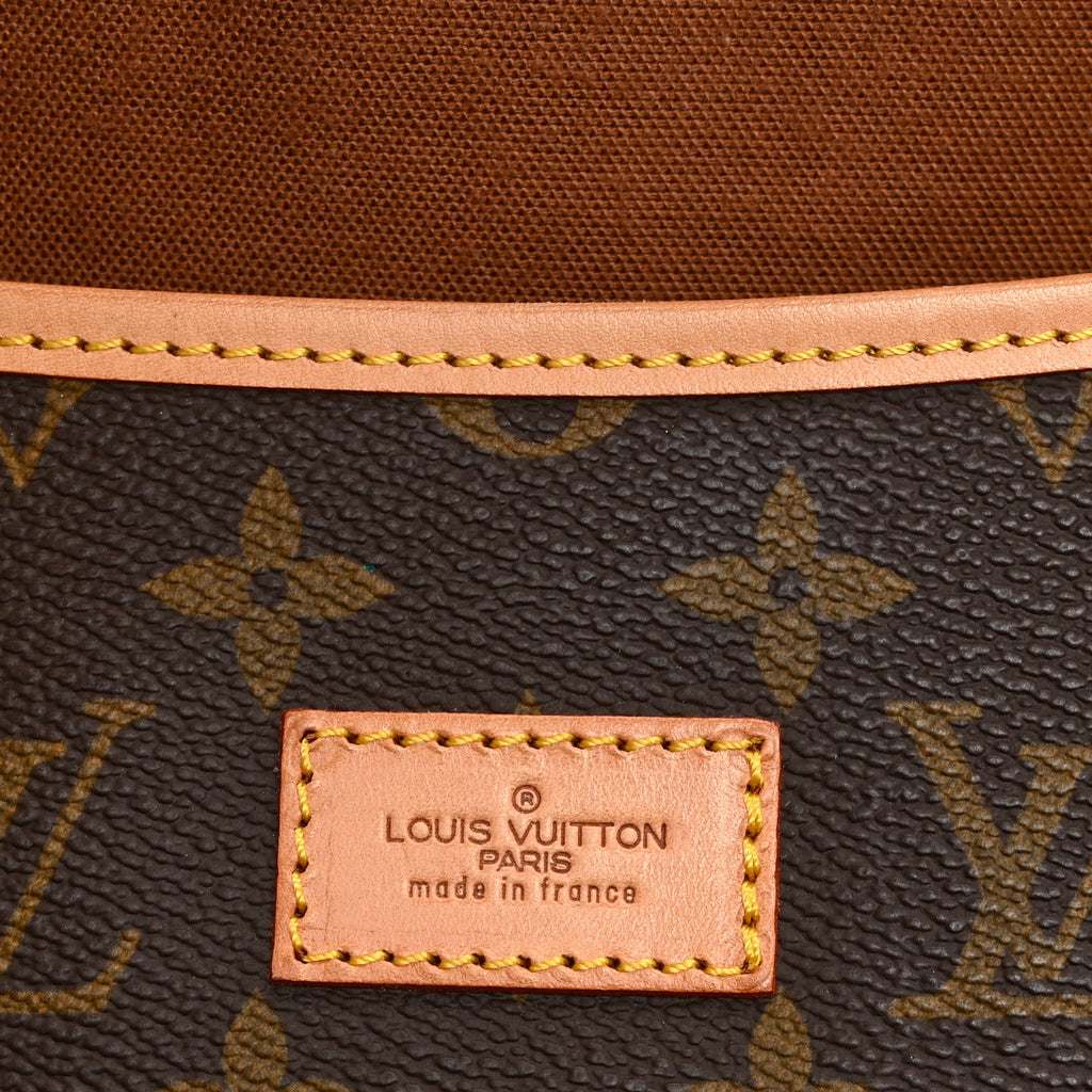 Louis Vuitton Monogram Saumur 35