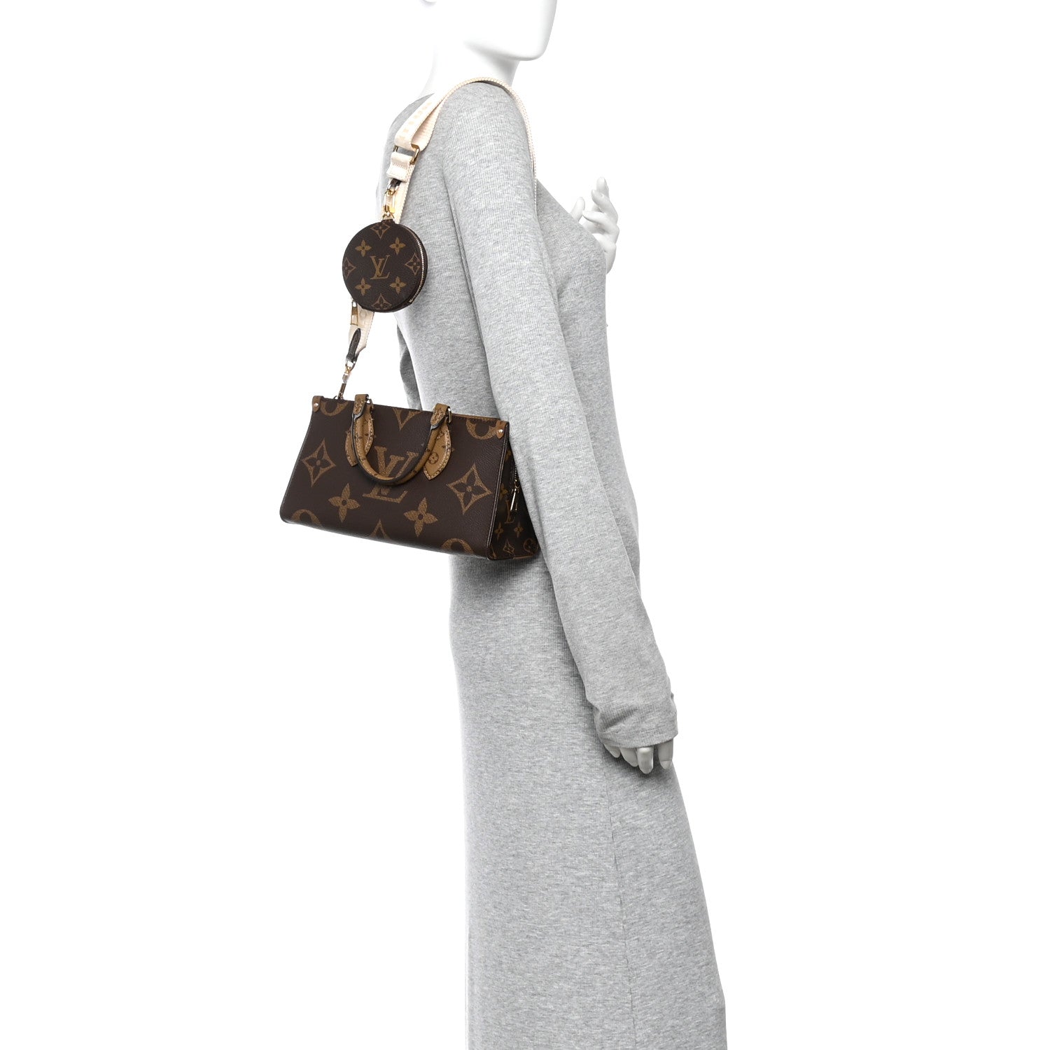 Louis Vuitton Reverse Monogram Giant OnTheGo East West