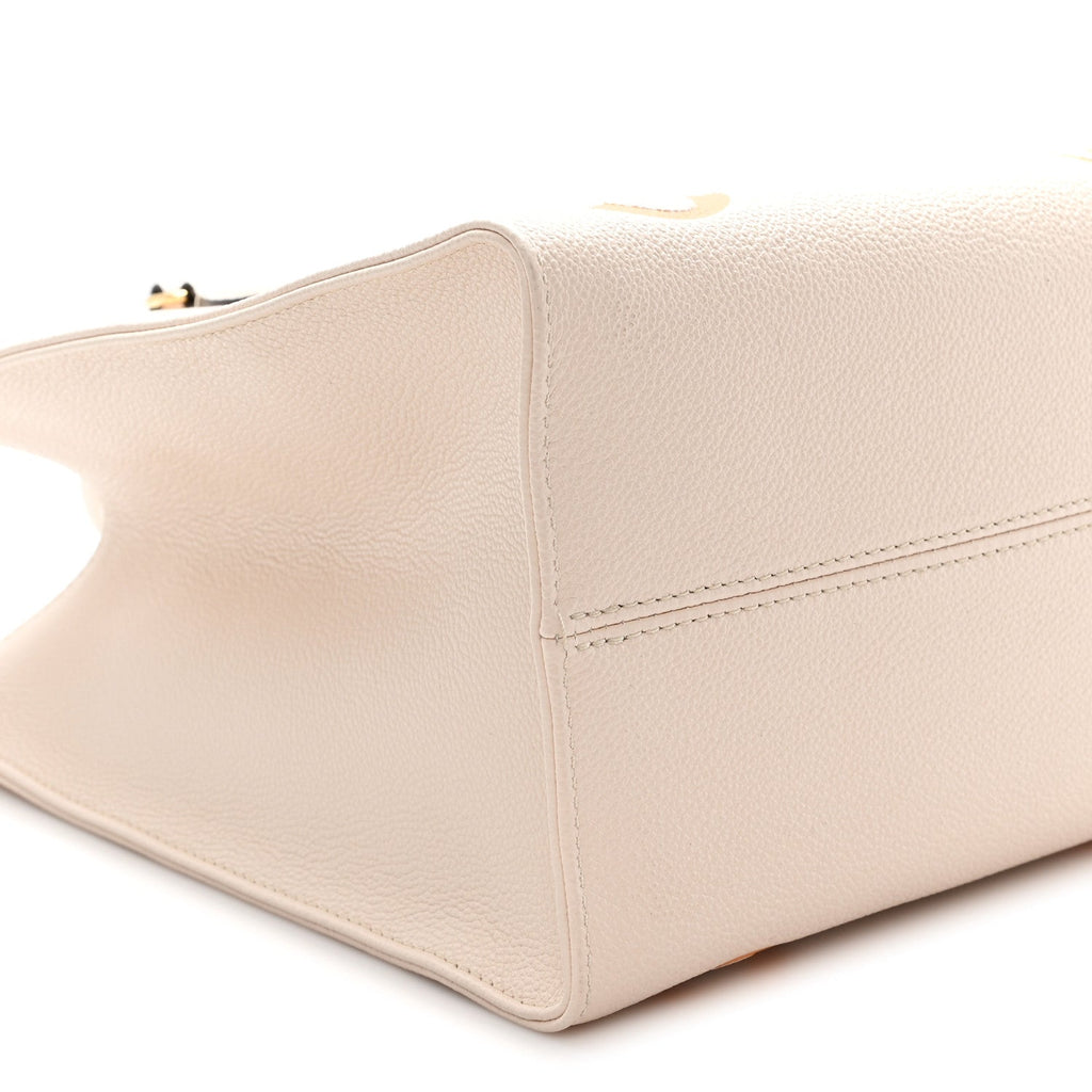 Louis Vuitton Empreinte Monogram Giant By The Pool Onthego MM Cream Saffron