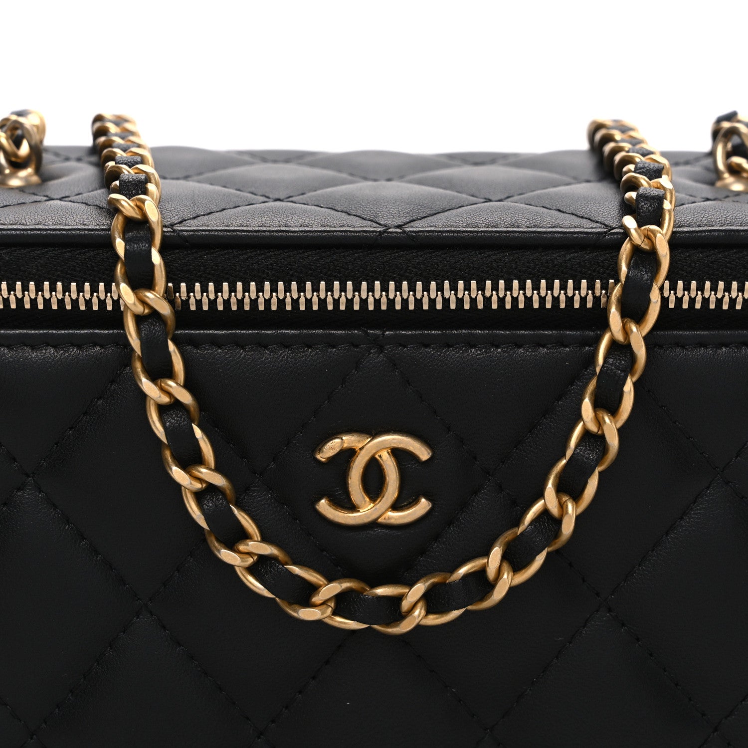 Chanel Lambskin Quilted Pearl Crush Small Vanity Case With Chain Black