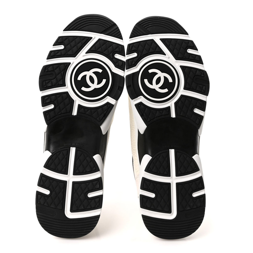 Mesh Suede Grained Calfskin Womens CC Sneakers 42 White Black