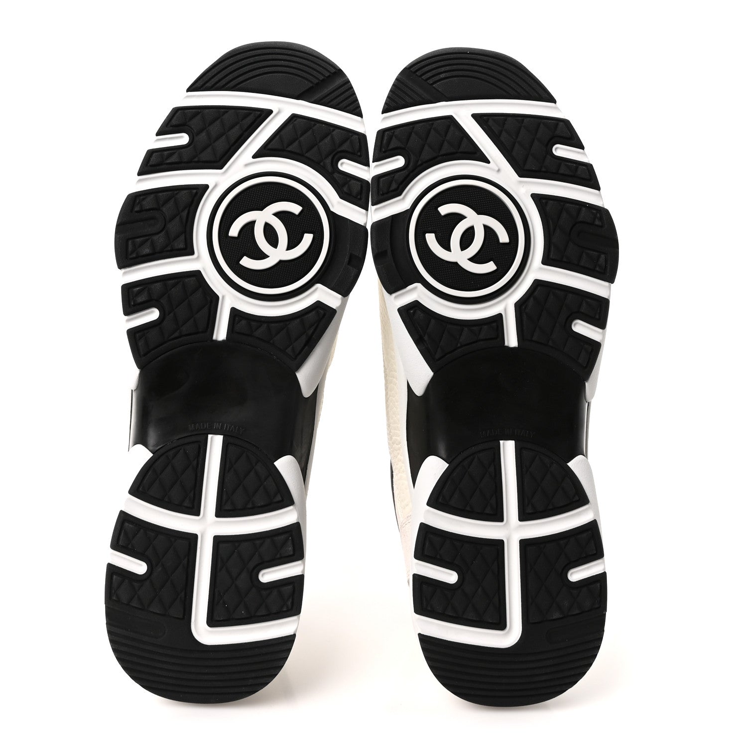 Mesh Suede Grained Calfskin Womens CC Sneakers 42 White Black