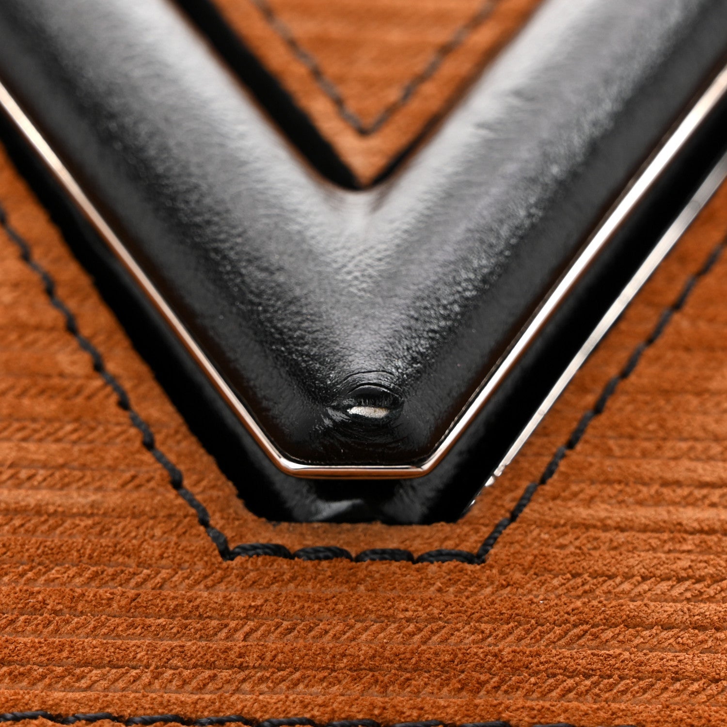 Louis Vuitton Calfskin Monogram Wild at Heart Twist Shoulder Bag MM