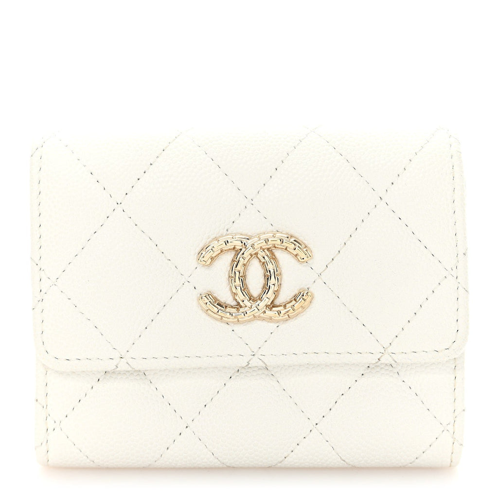 Caviar Quilted Chain CC Quilted Compact Flap Card Holder White
