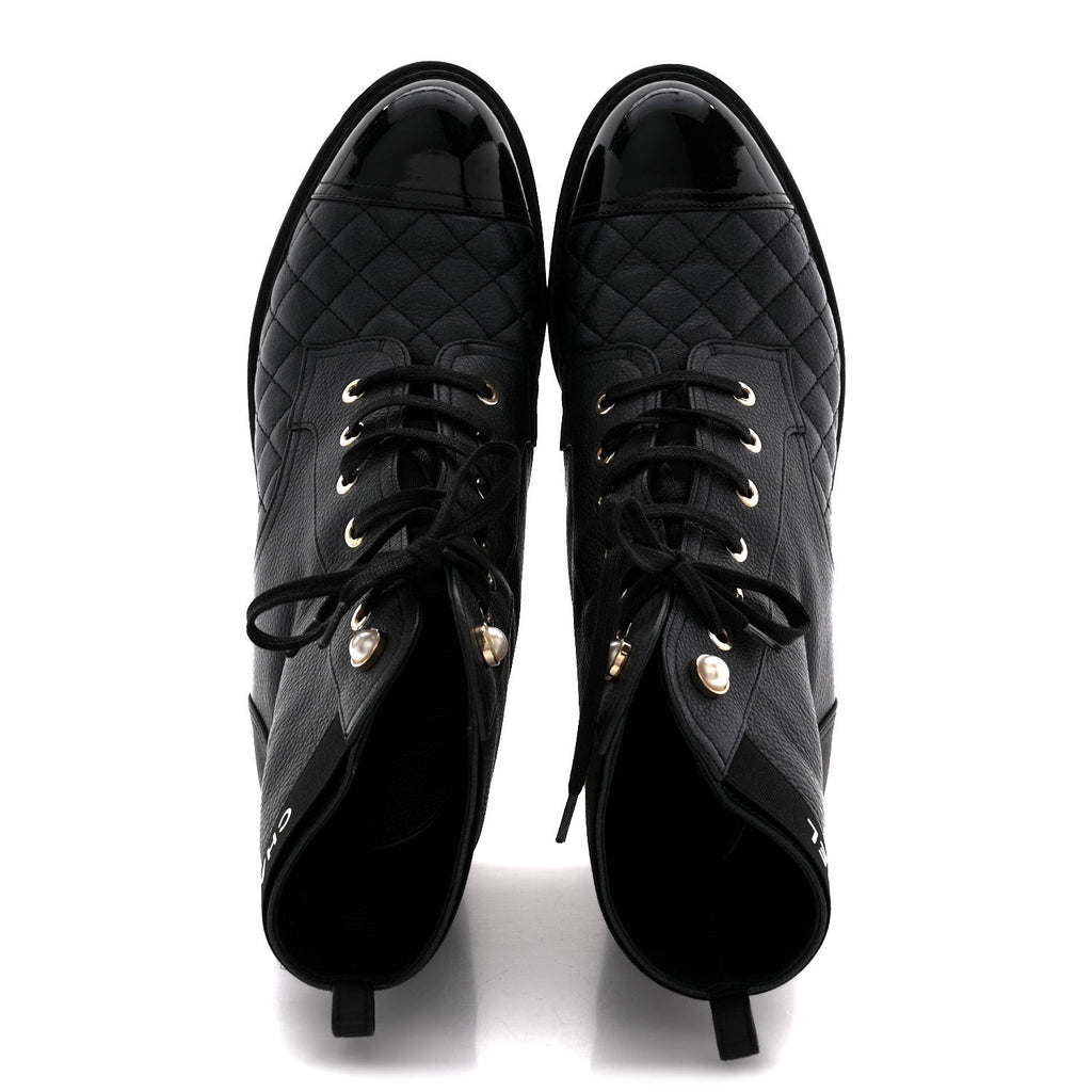 Pearly Calfskin Patent Calfskin Lace Up Combat Boots 40 Black