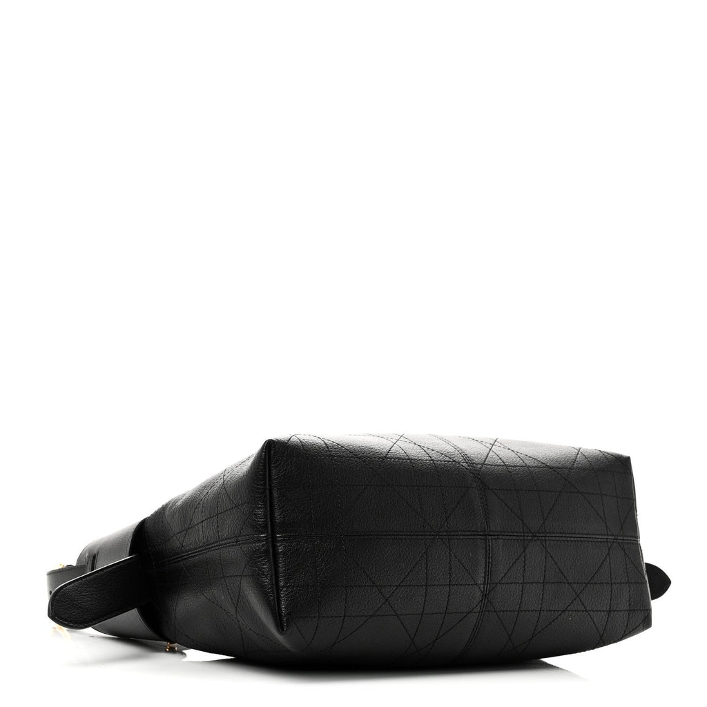 Christian Dior Grained Calfskin Flat Macrocannage Medium Voyage Bag Black