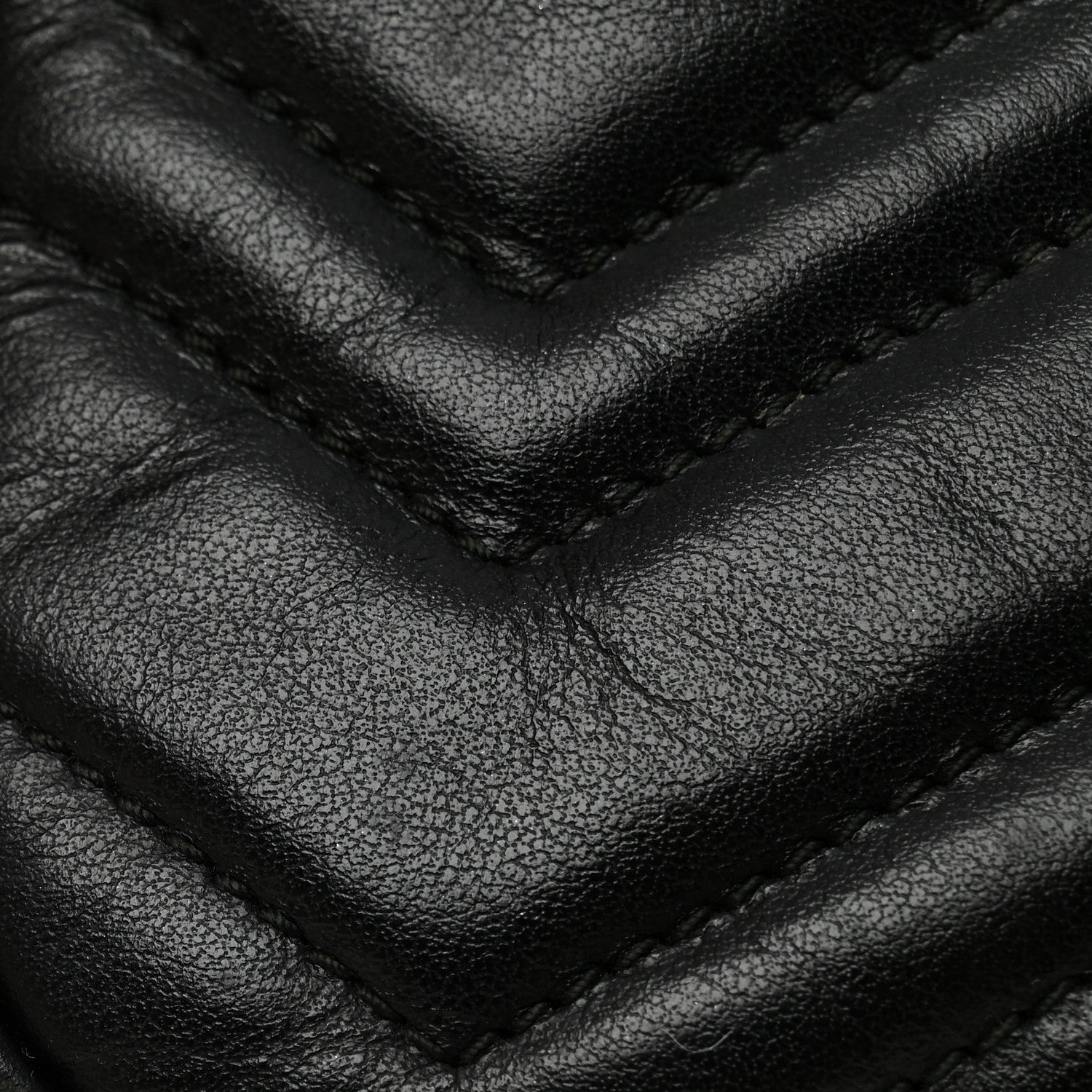 Gucci Calfskin Matelasse Mini GG Marmont Chain Shoulder Bag Black