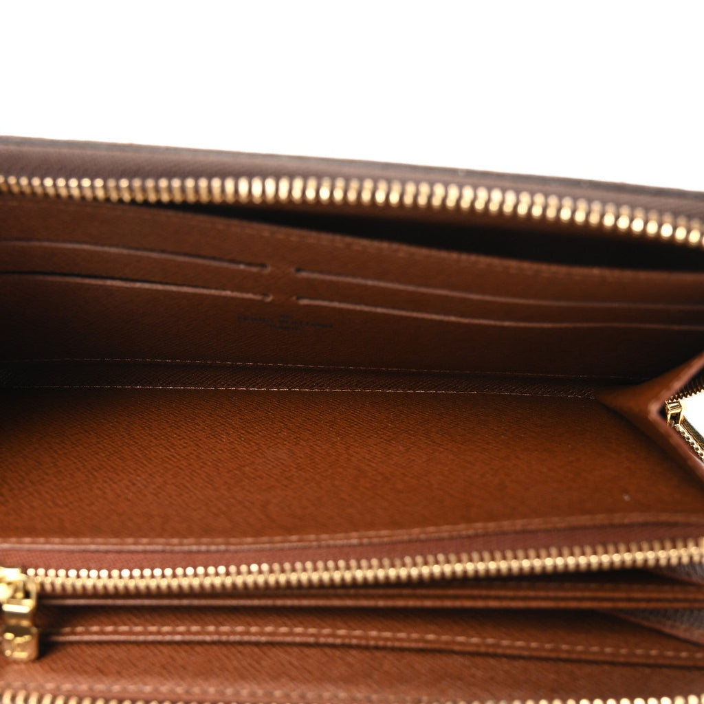 Louis Vuitton Monogram Zippy Wallet