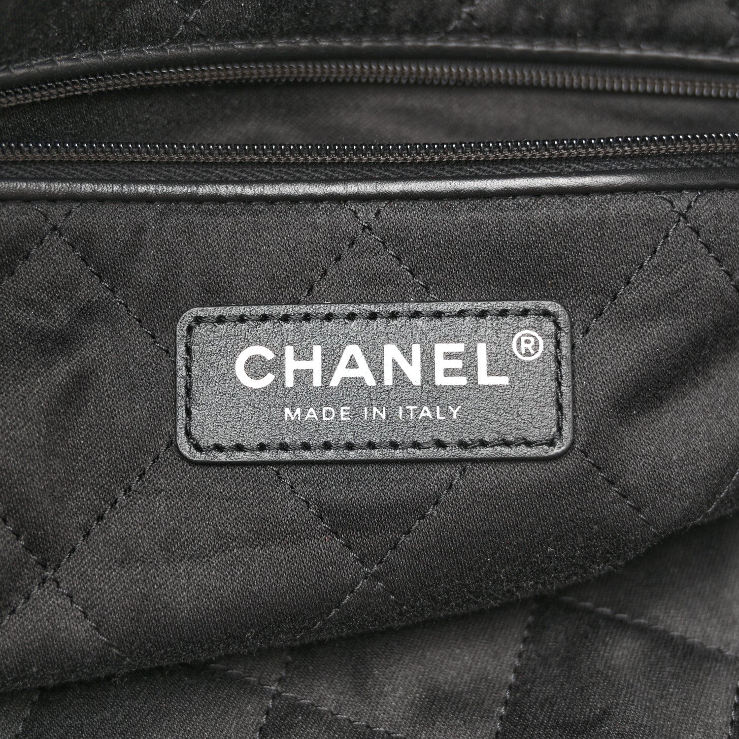 Chanel Shiny Calfskin Quilted Small Chanel 22 Black