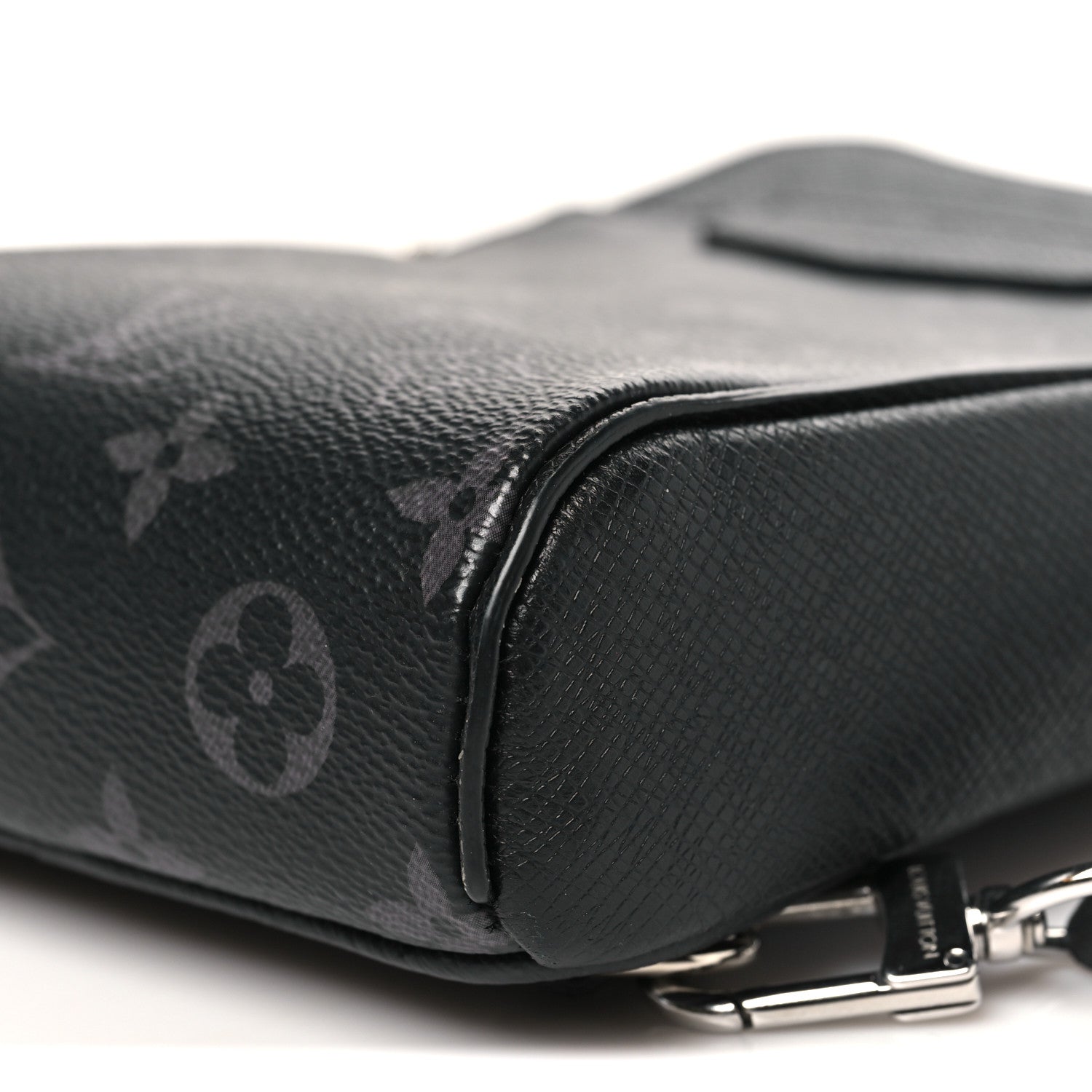 Louis Vuitton Taigarama Outdoor Slingbag Black