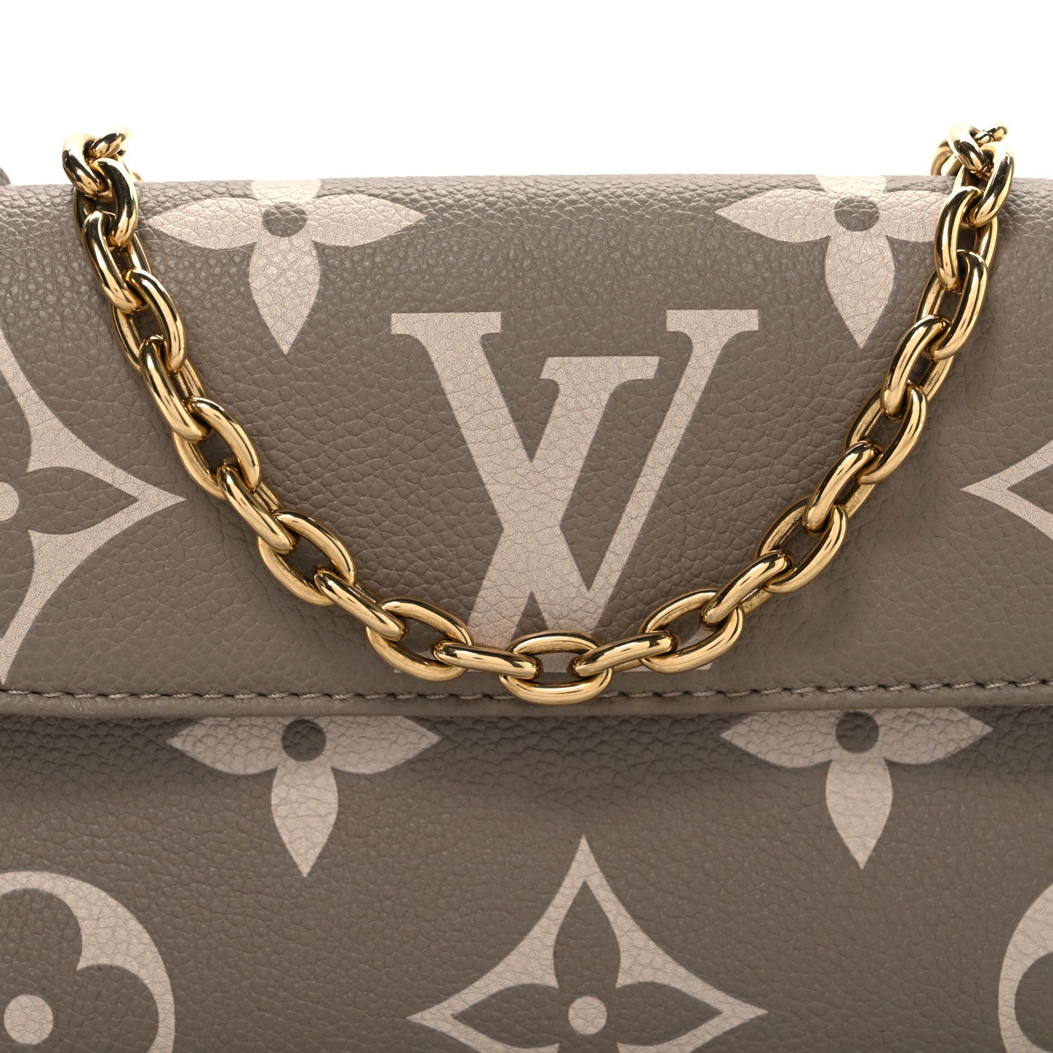 Louis Vuitton Empreinte Monogram Giant Ivy Wallet On Chain Tourterelle Creme