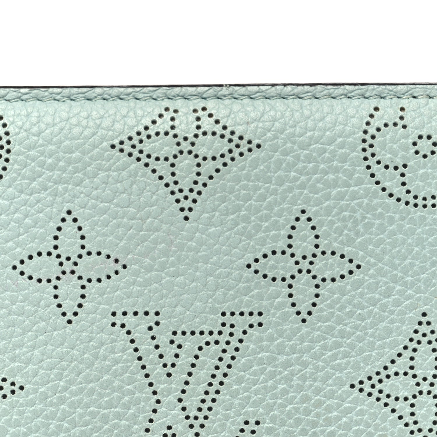 Louis Vuitton Mahina Clea Wallet Vert Lagon