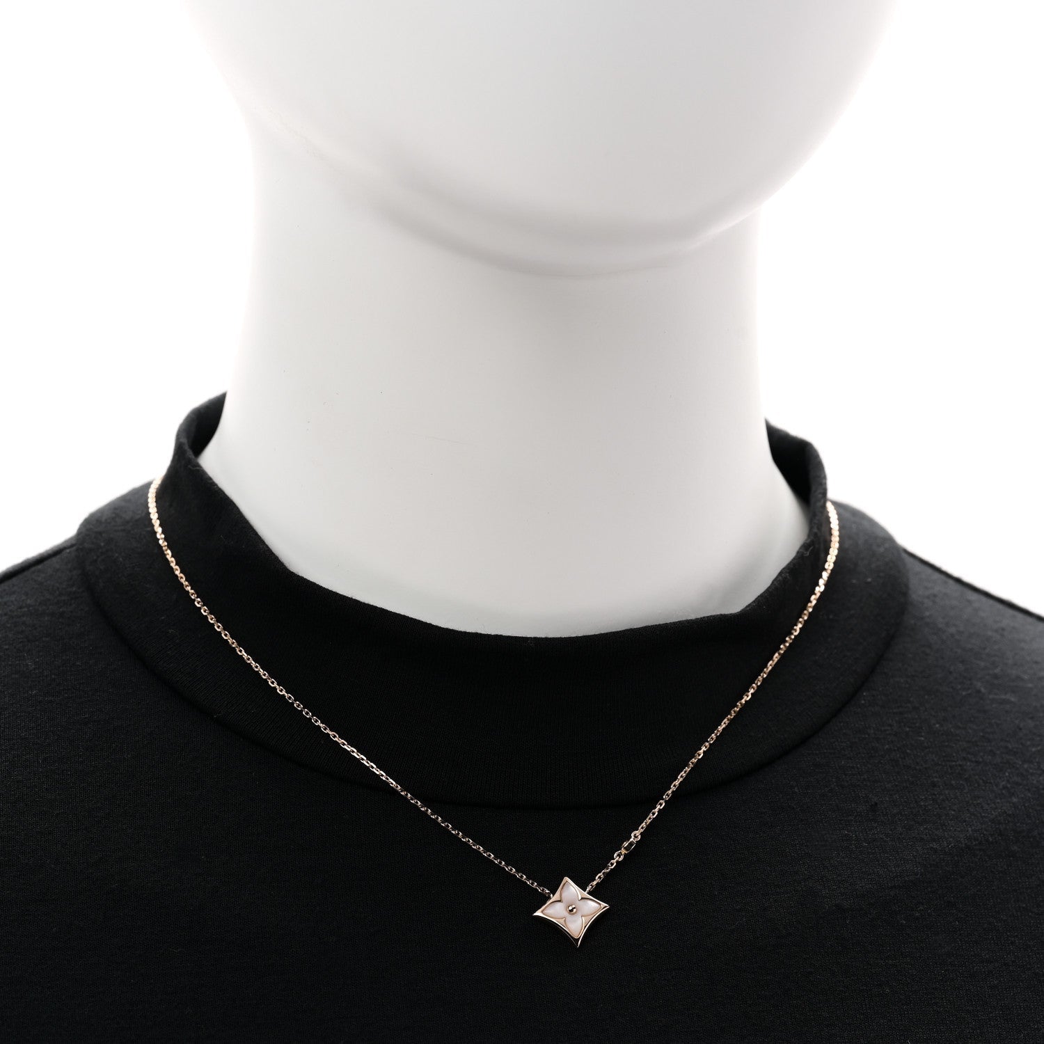 Louis Vuitton 18K Pink Gold Diamond Pink Mother of Pearl Color Blossom BB Star Pendant Necklace