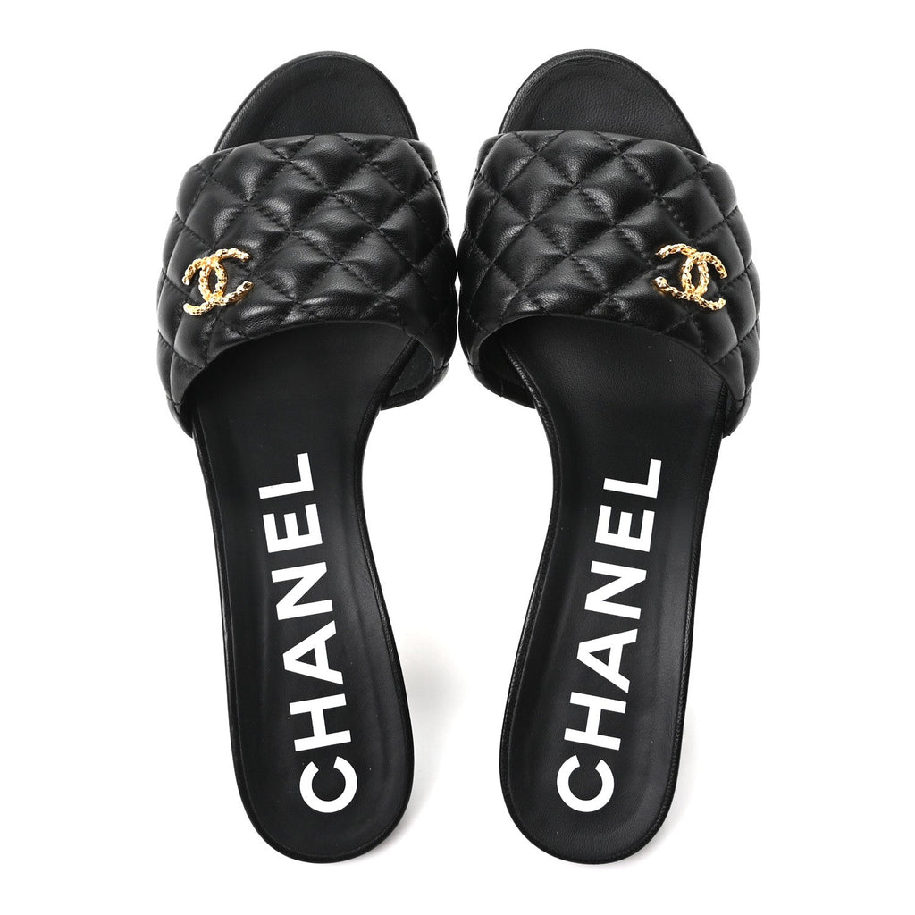Lambskin Quilted Textured CC Mules 39 Black