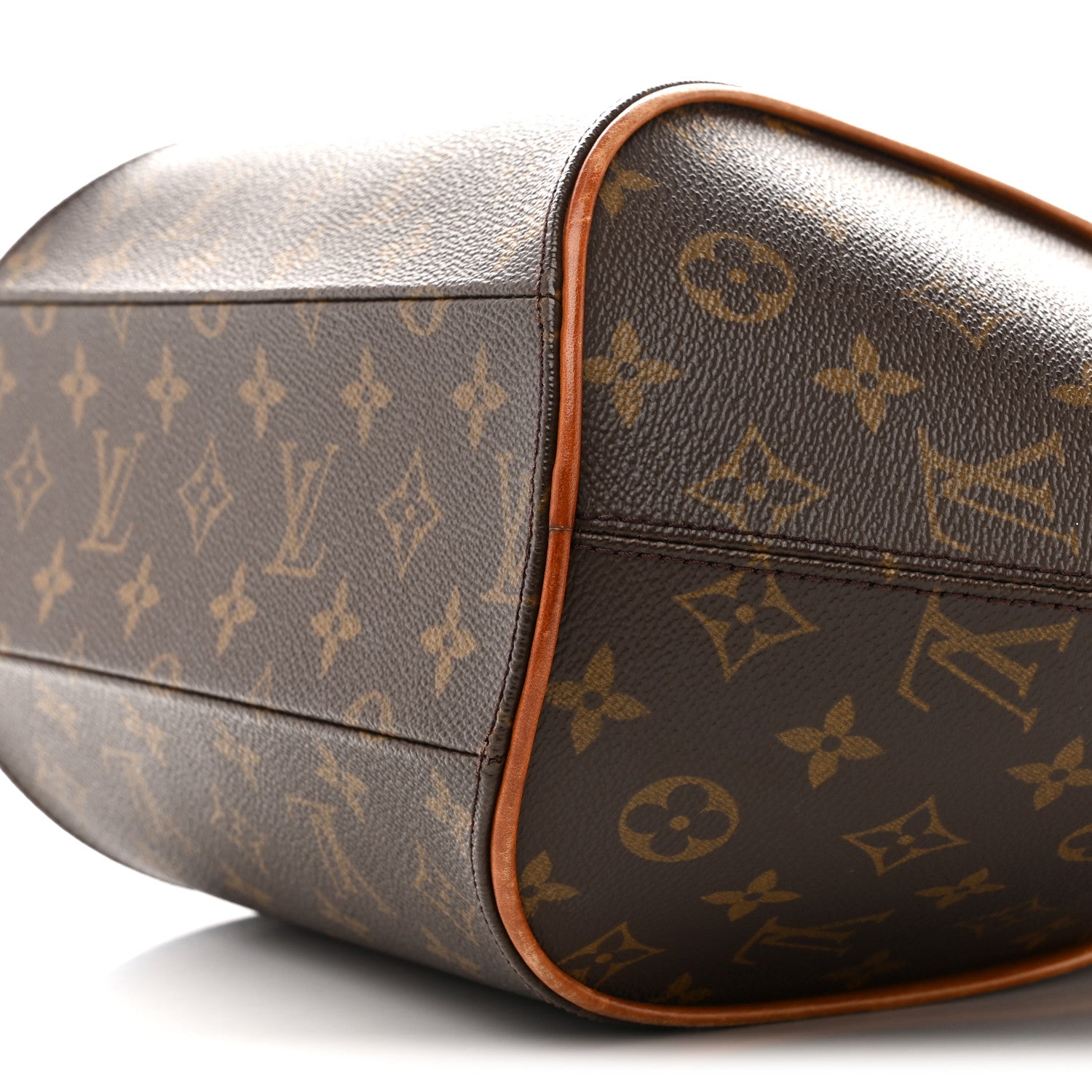 Louis Vuitton Monogram Ellipse MM