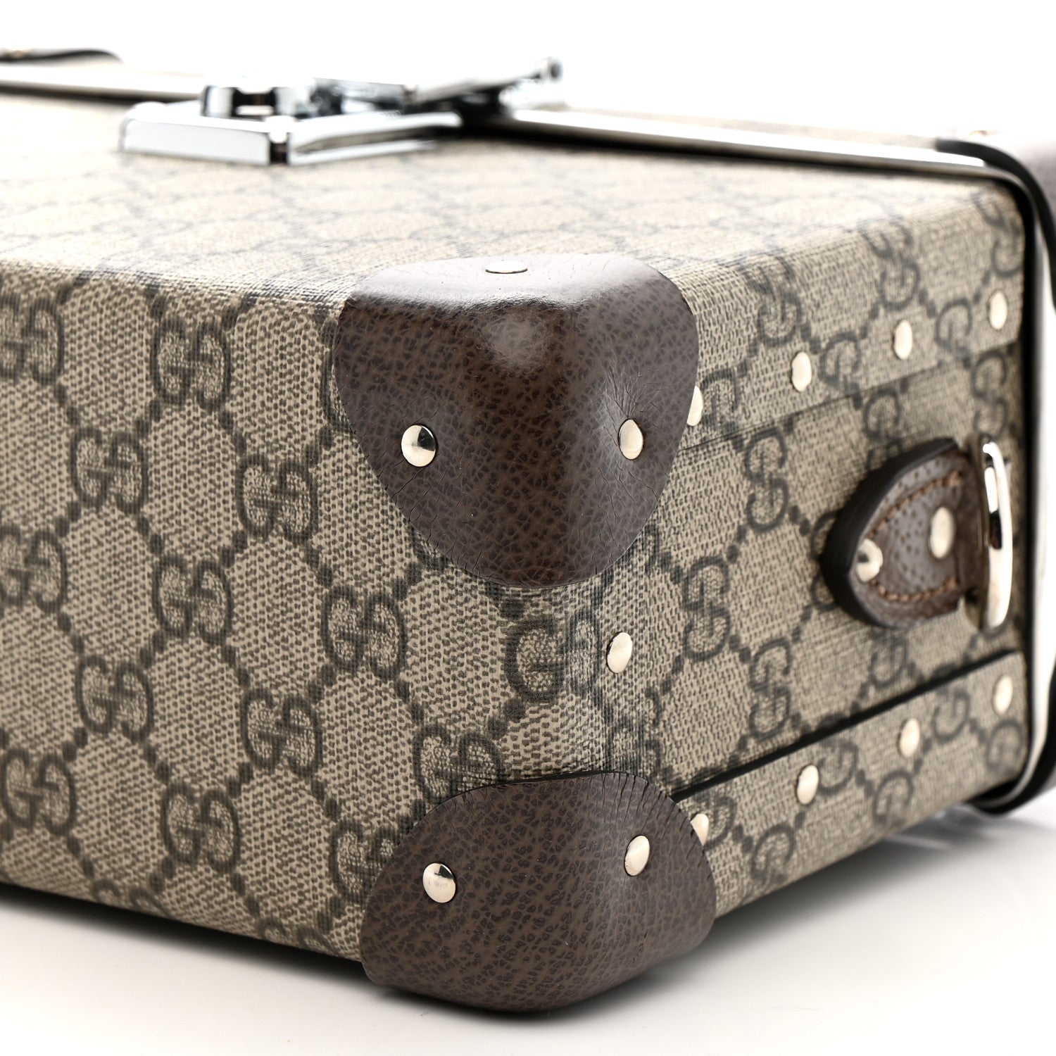 Gucci GG Supreme Monogram Globe-Trotter Beauty Case Brown