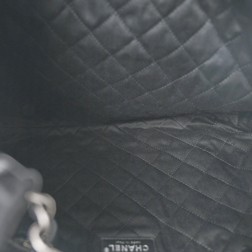 Chanel Shiny Calfskin Quilted Chanel 22 Black