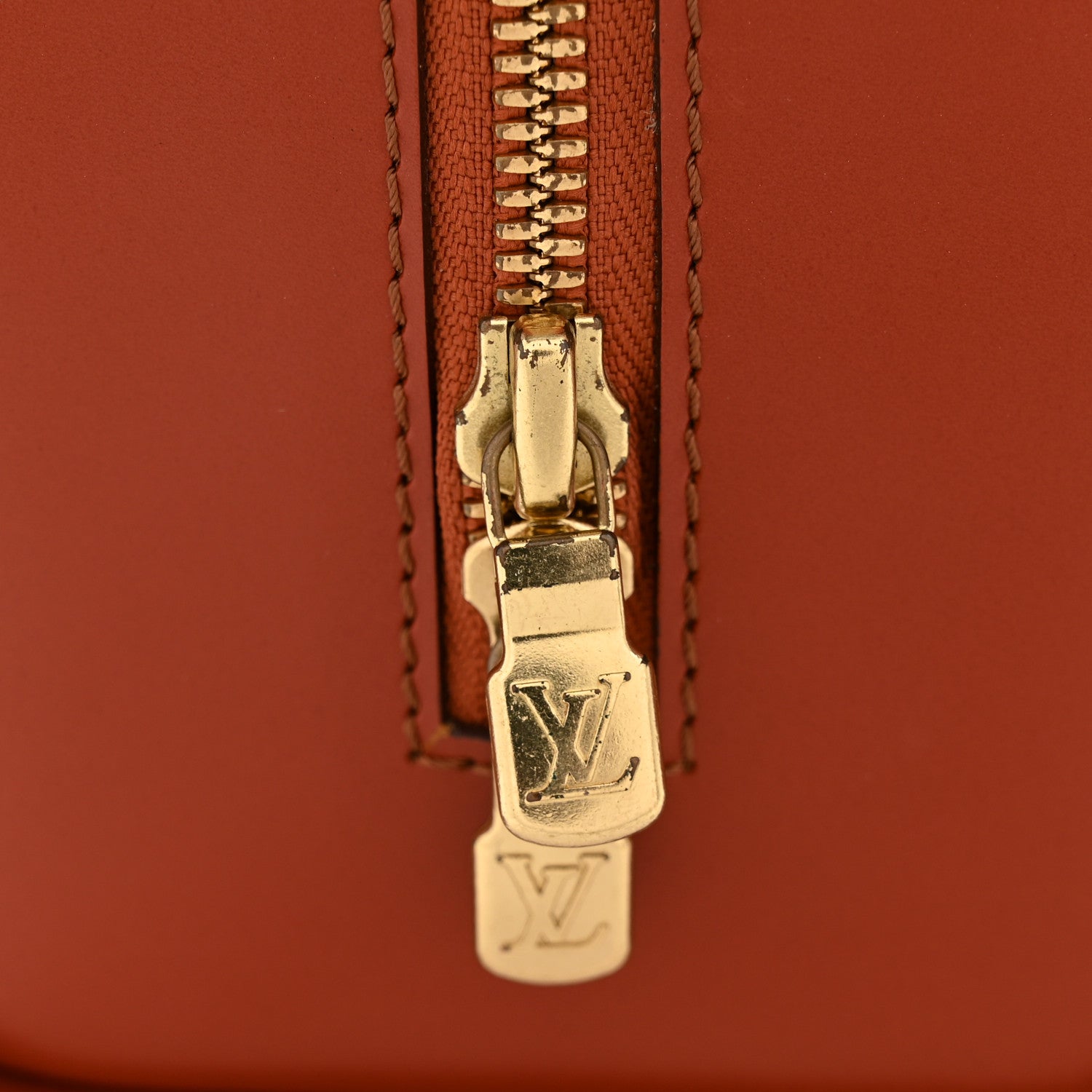 Louis Vuitton Epi Pont-Neuf Cipango