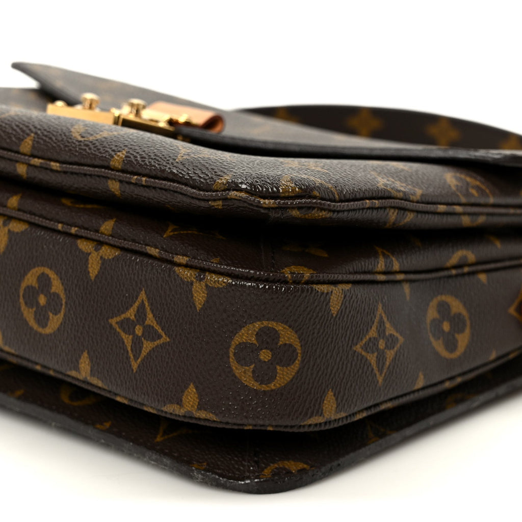 Louis Vuitton Monogram Pochette Metis