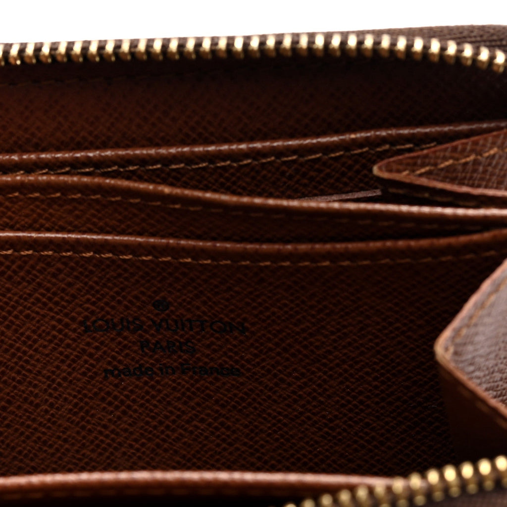 Louis Vuitton Monogram Zippy Coin Purse