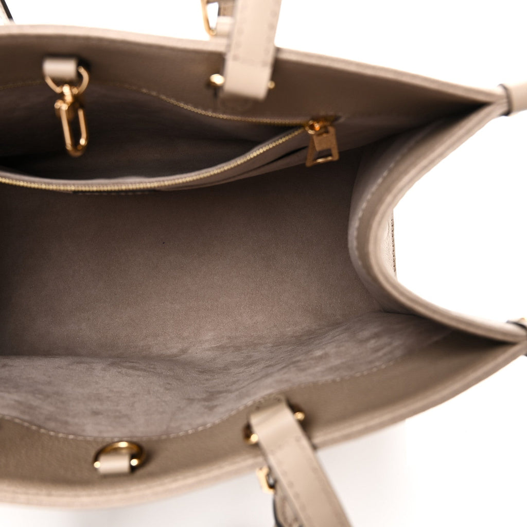 Louis Vuitton Empreinte Monogram Giant Onthego MM Tourterelle