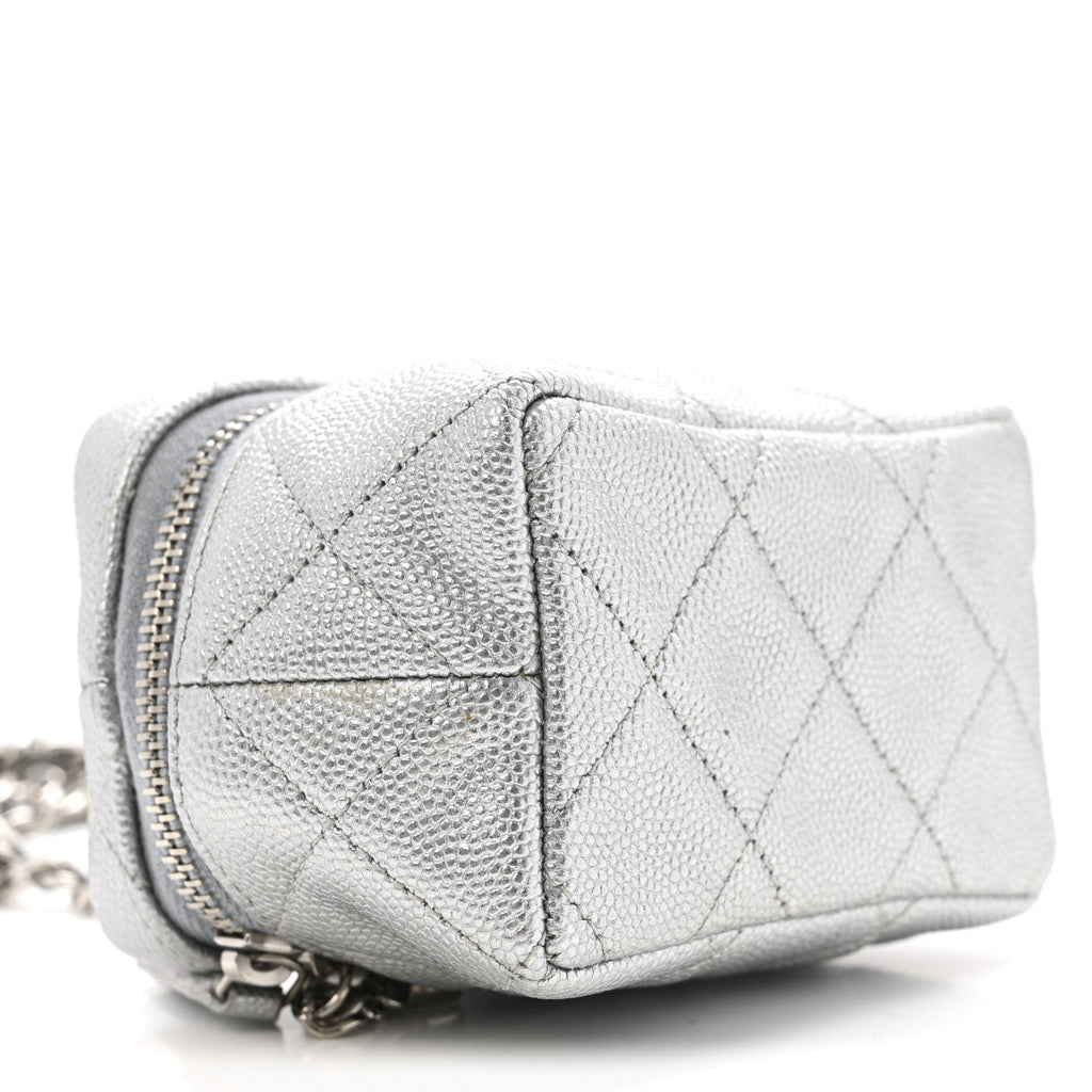 Chanel Metallic Caviar Quilted Mini Top Handle Vanity With Chain Silver