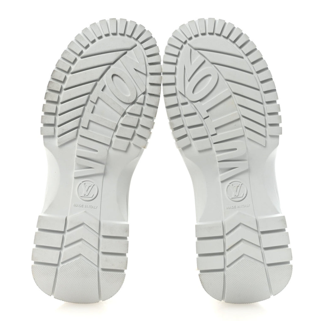 Louis Vuitton Calfskin Ruby Flat Ranger Boots 38 White
