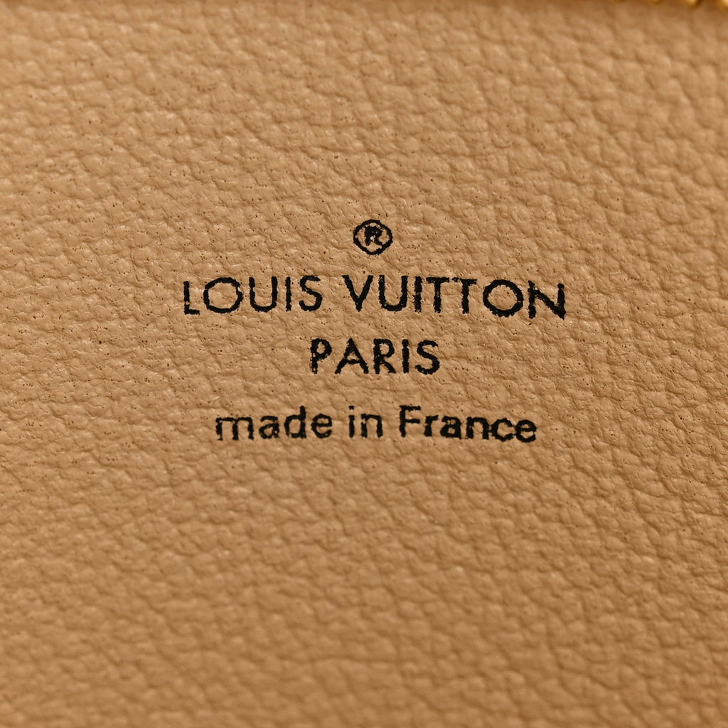 Louis Vuitton Monogram Giant Toiletry Pouch 26 Kaki