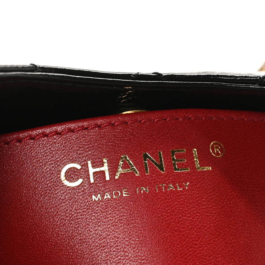 Chanel Shiny Crumpled Calfskin Quilted Small Wavy CC Hobo Black