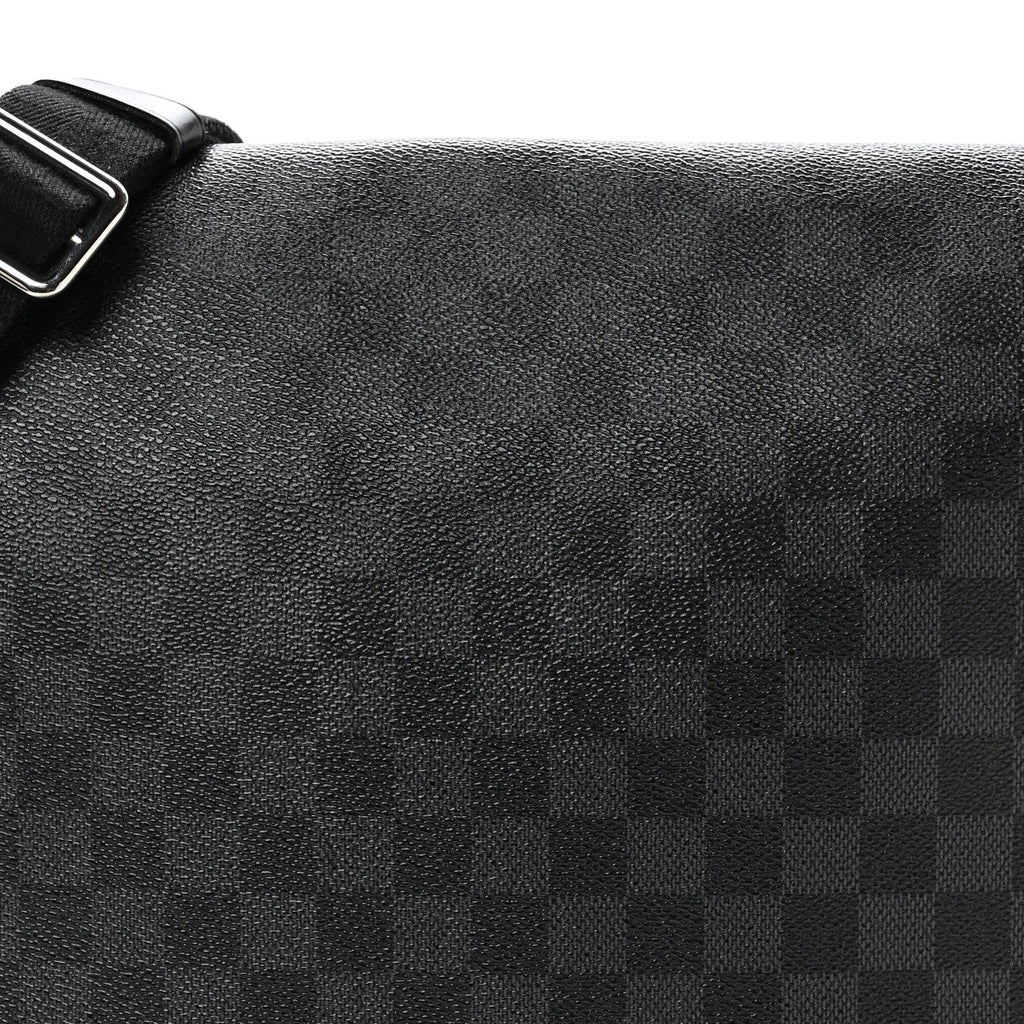 Louis Vuitton Damier Graphite District MM