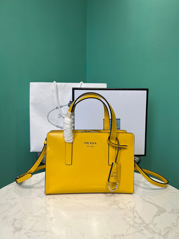 Prada Bags - 695