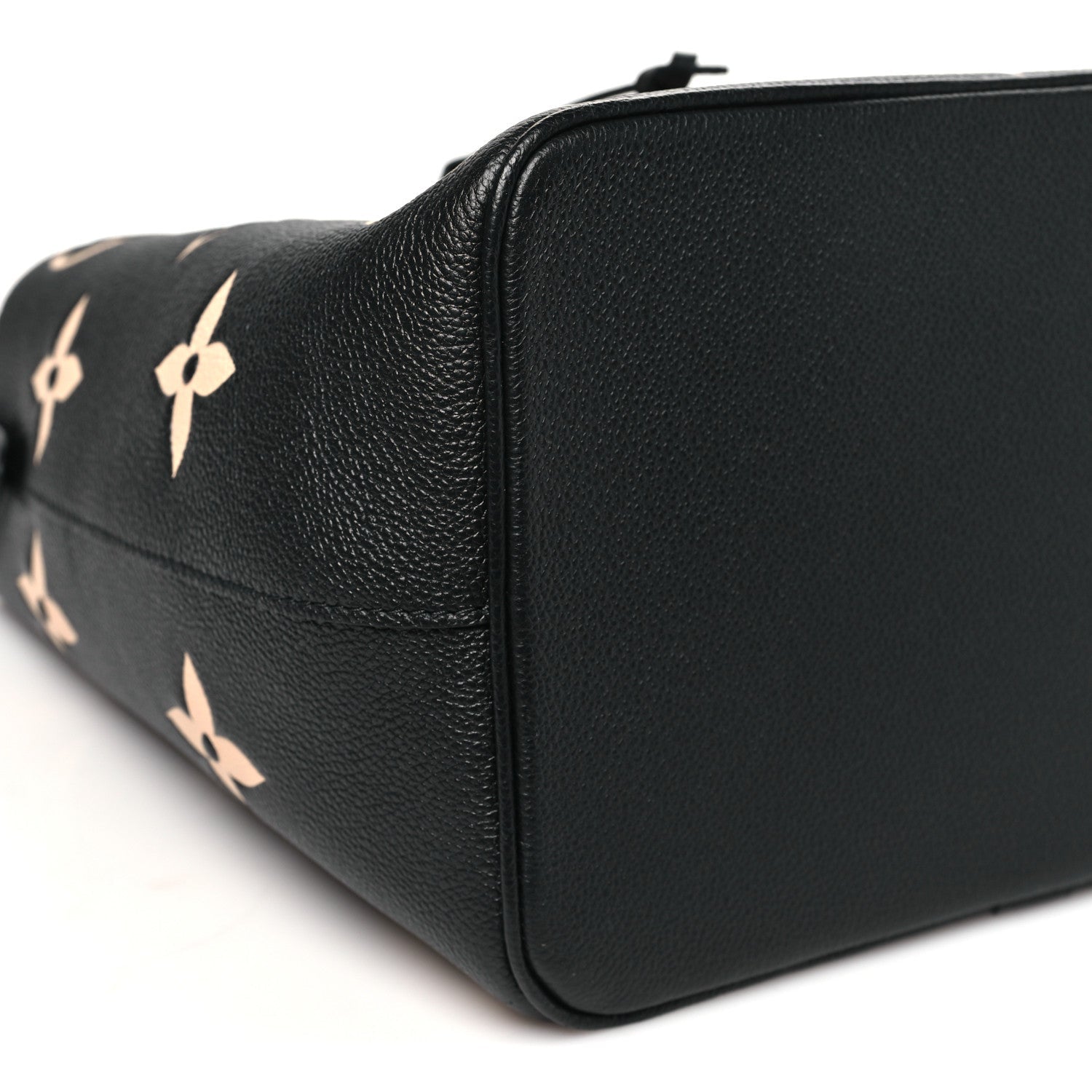 Louis Vuitton Empreinte Monogram Giant Neonoe MM Black Beige